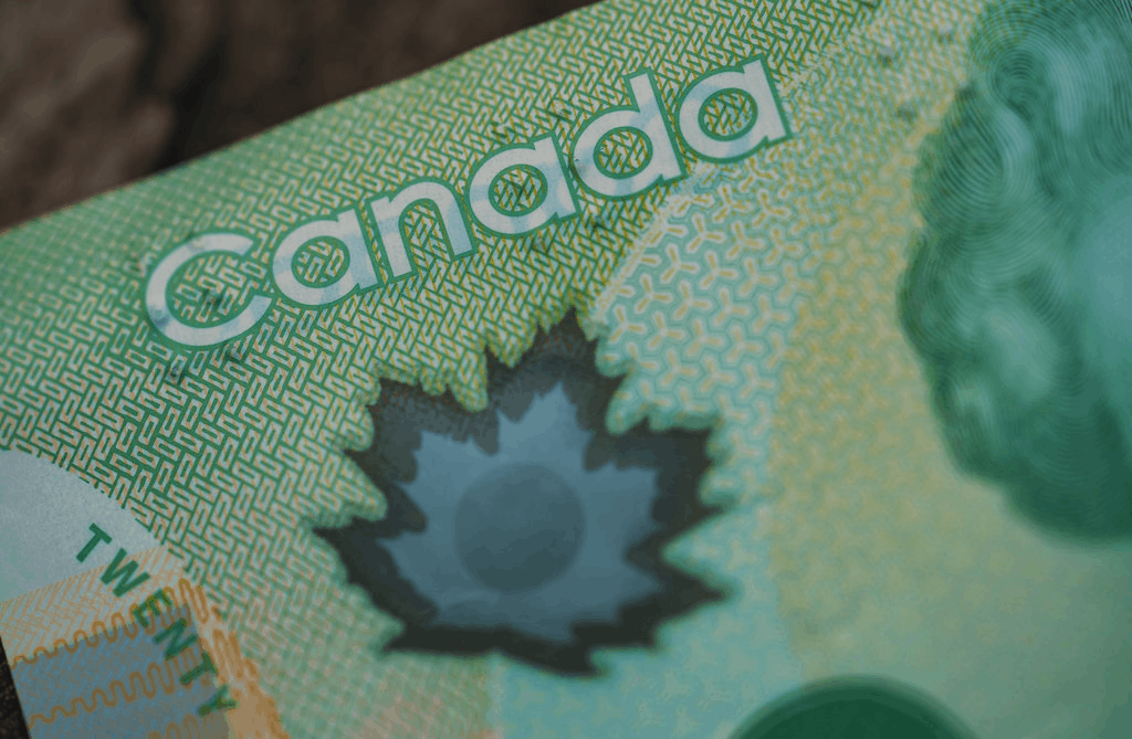 billet-canadien-1.png Nouveaux taux de salaire